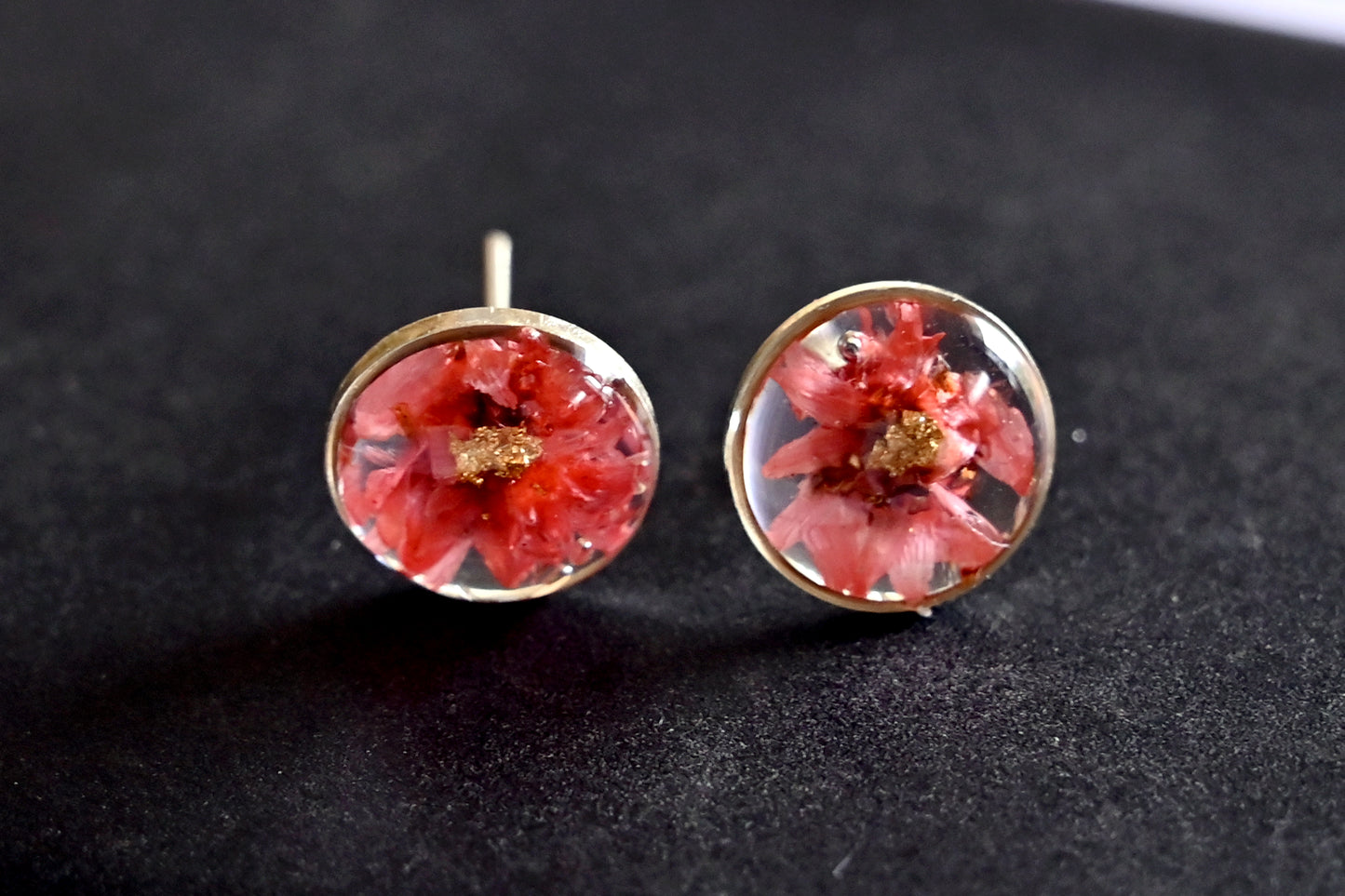 Jewellery - Floral stud