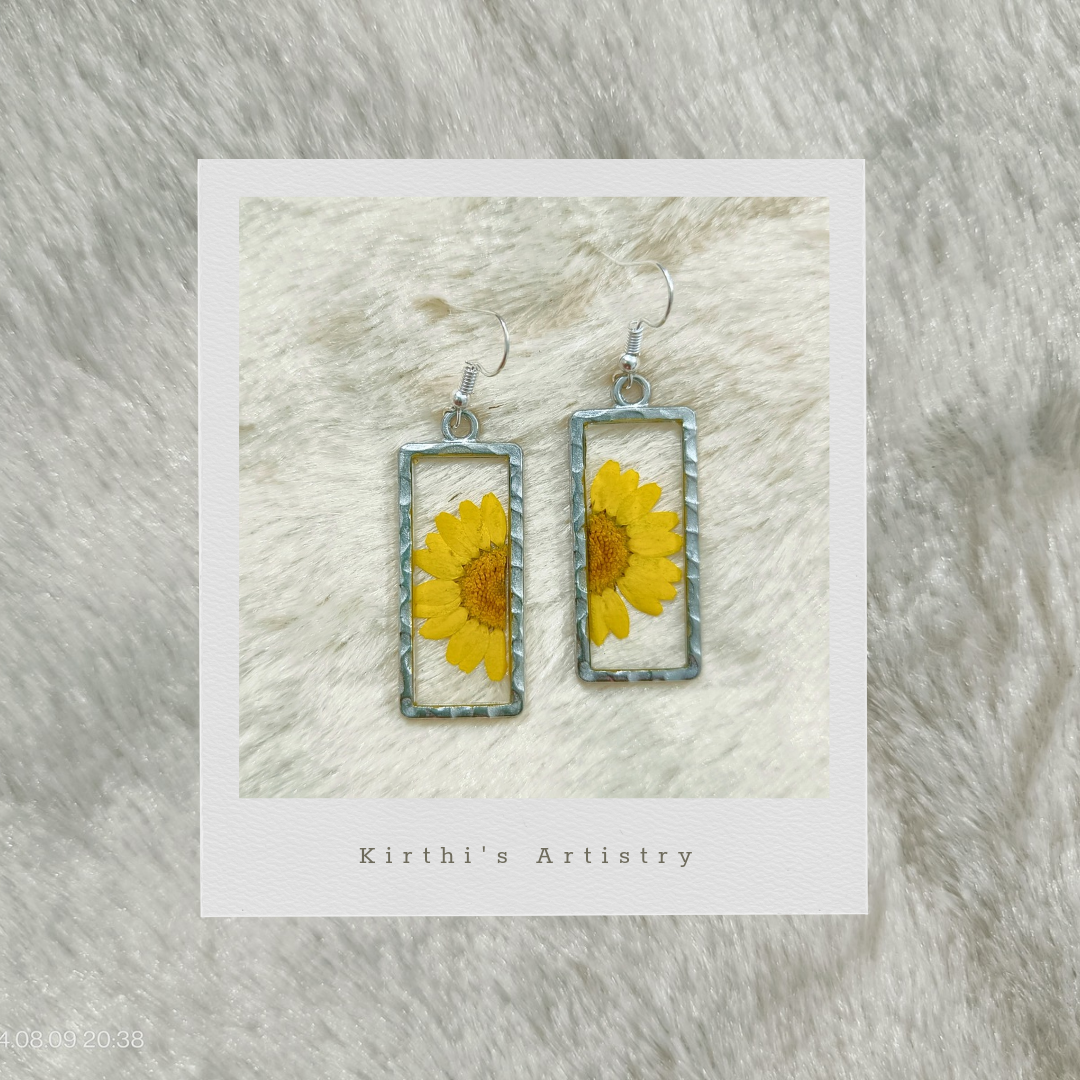 Jewellery - Floral Earrings