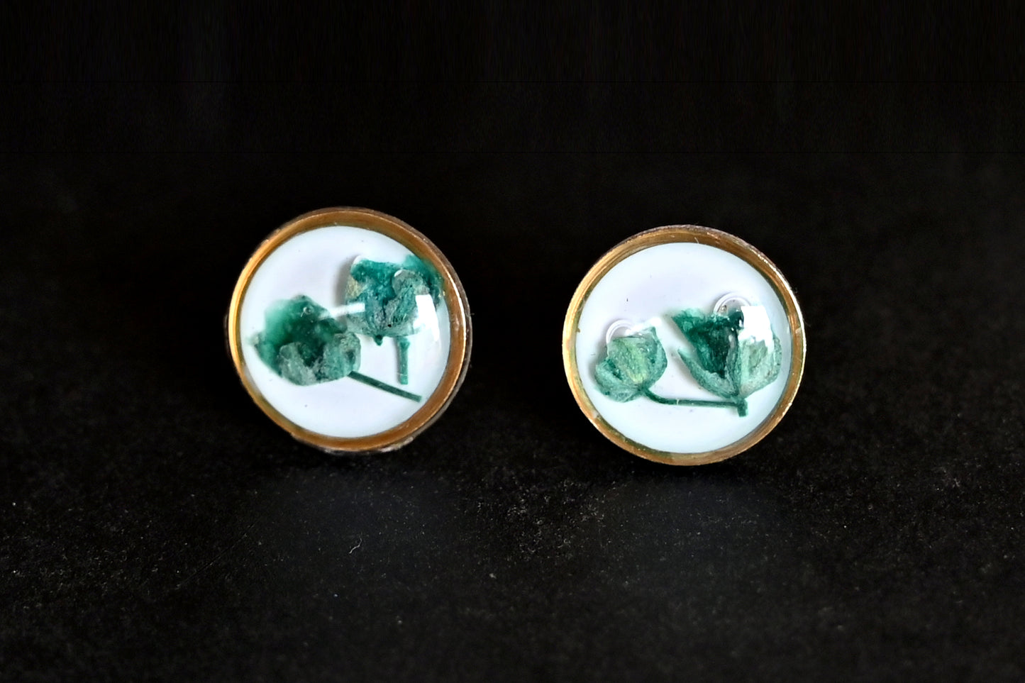 Jewellery - Floral stud