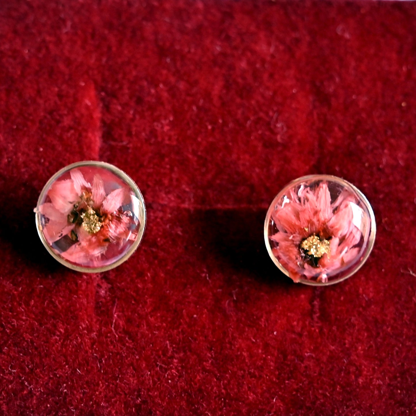 Jewellery - Floral stud