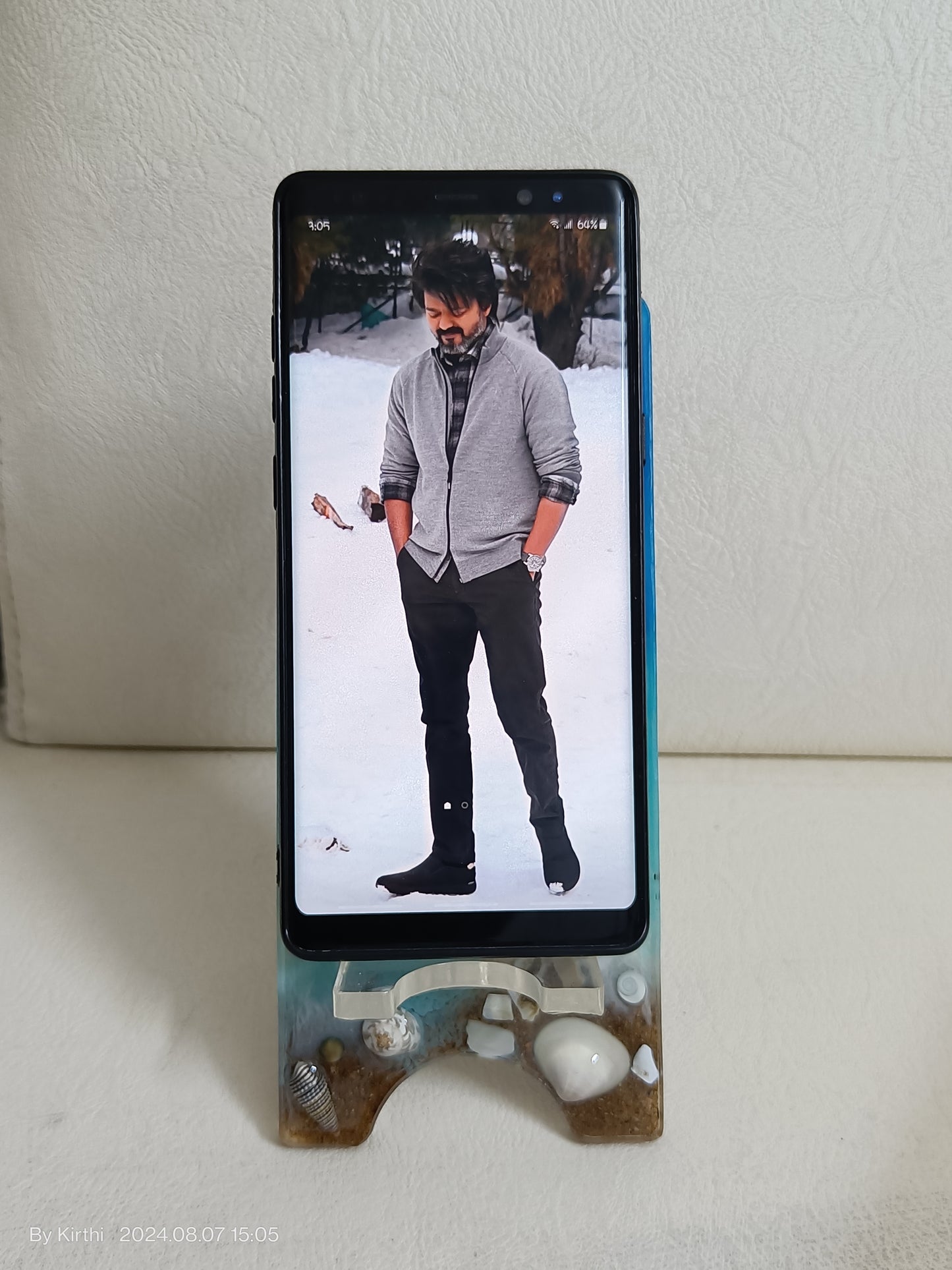 Beach themed Mobile stand