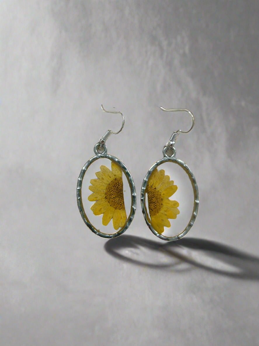Jewellery - Floral earrings