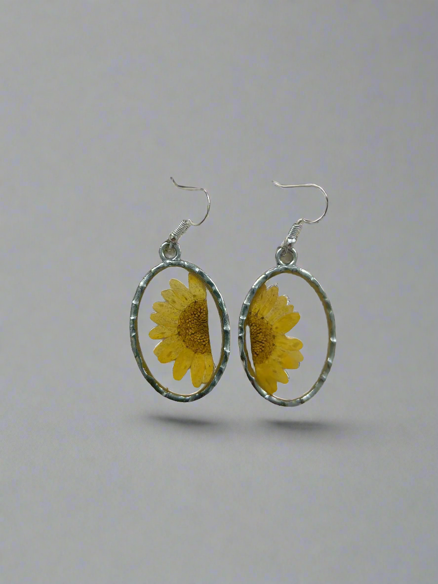 Jewellery - Floral earrings