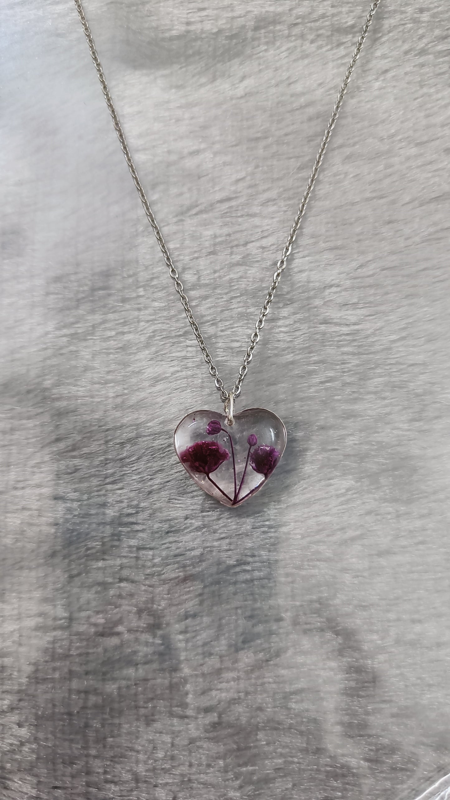 Jewellery - Floral pendant with Anti Tarnish chain