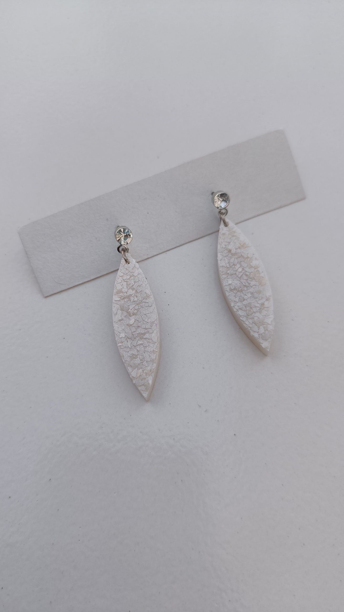 Jewellery - Earring crystal drop