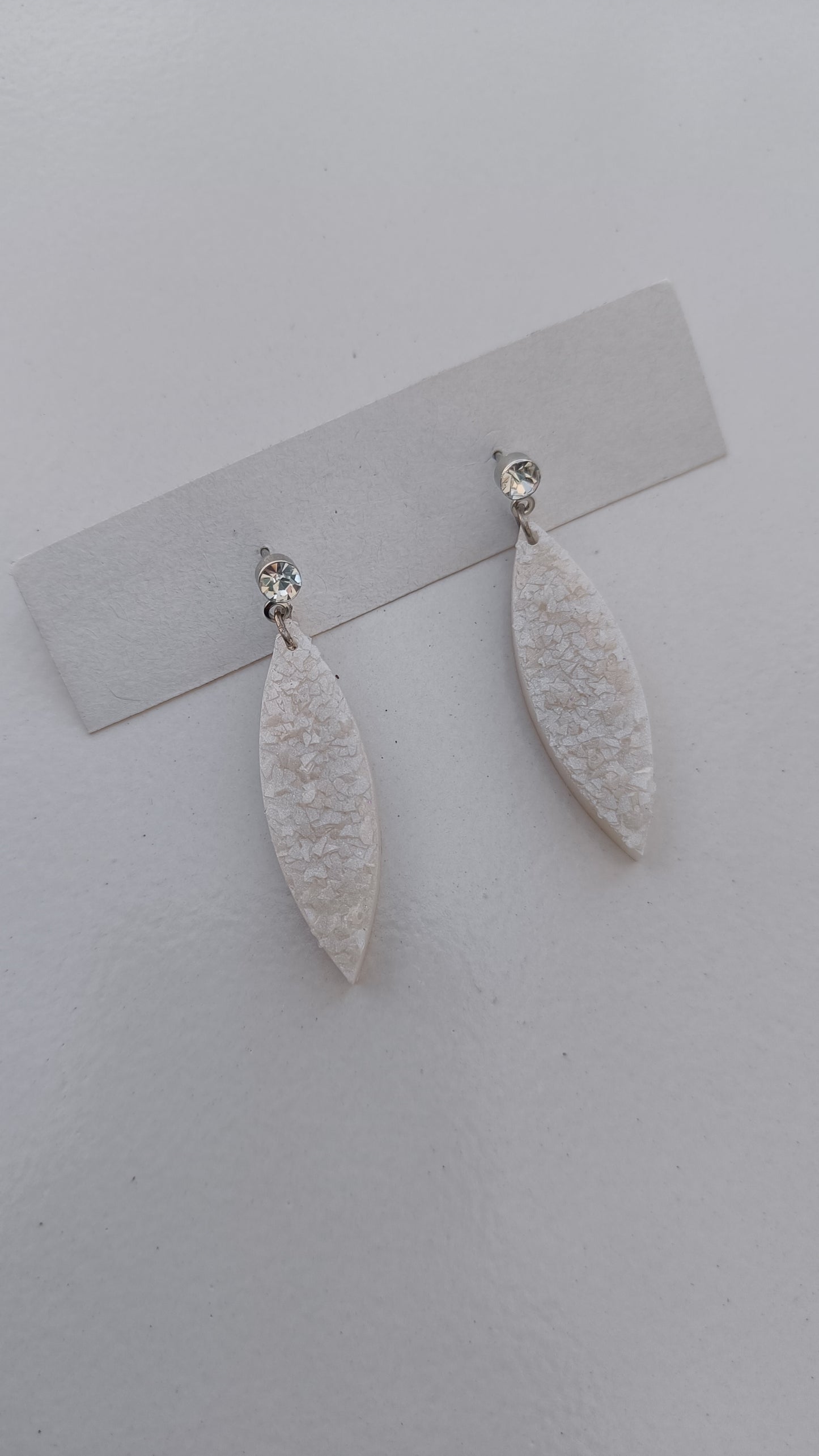 Jewellery - Earring crystal drop