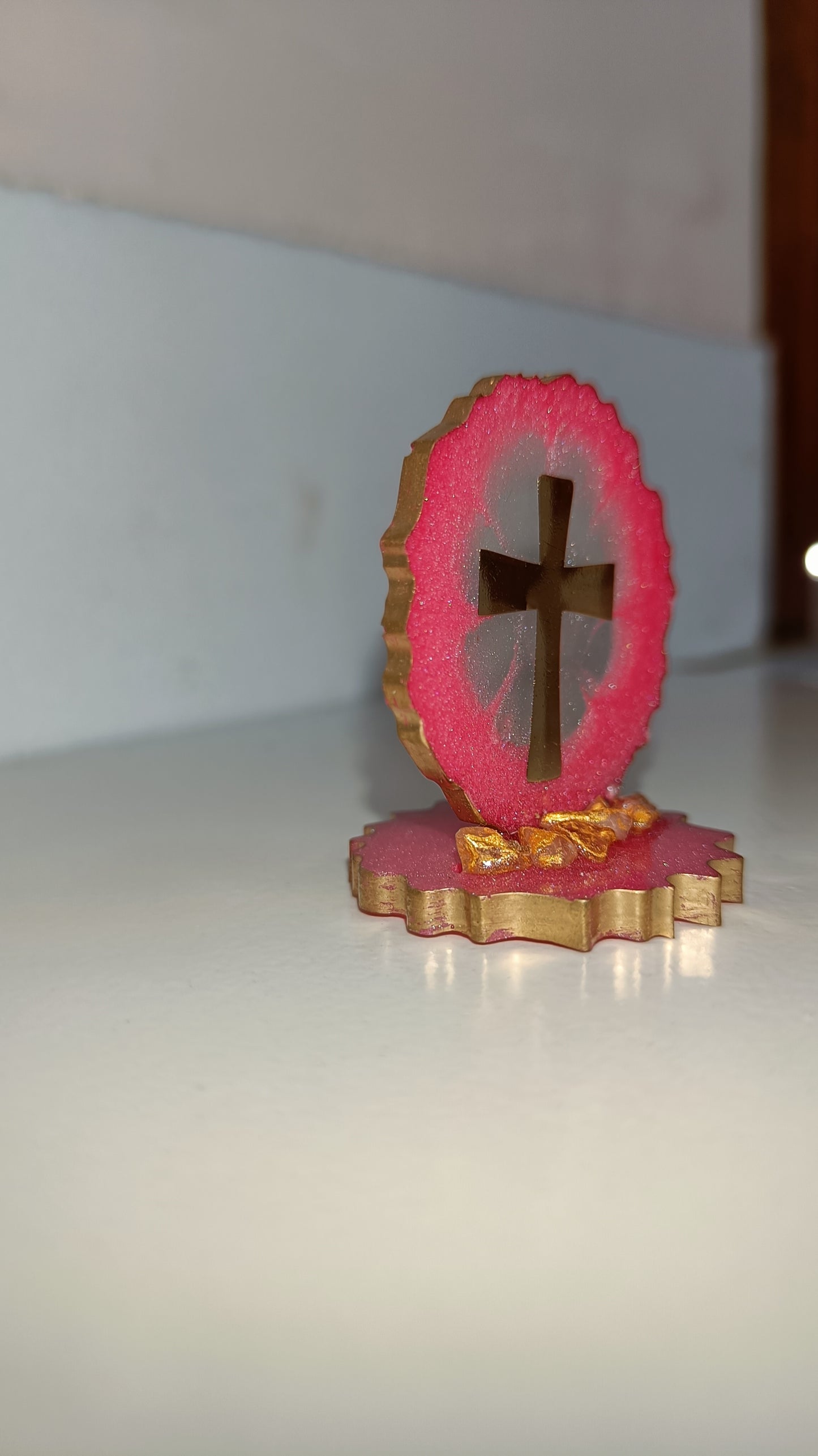 Car dashboard decor - Cross