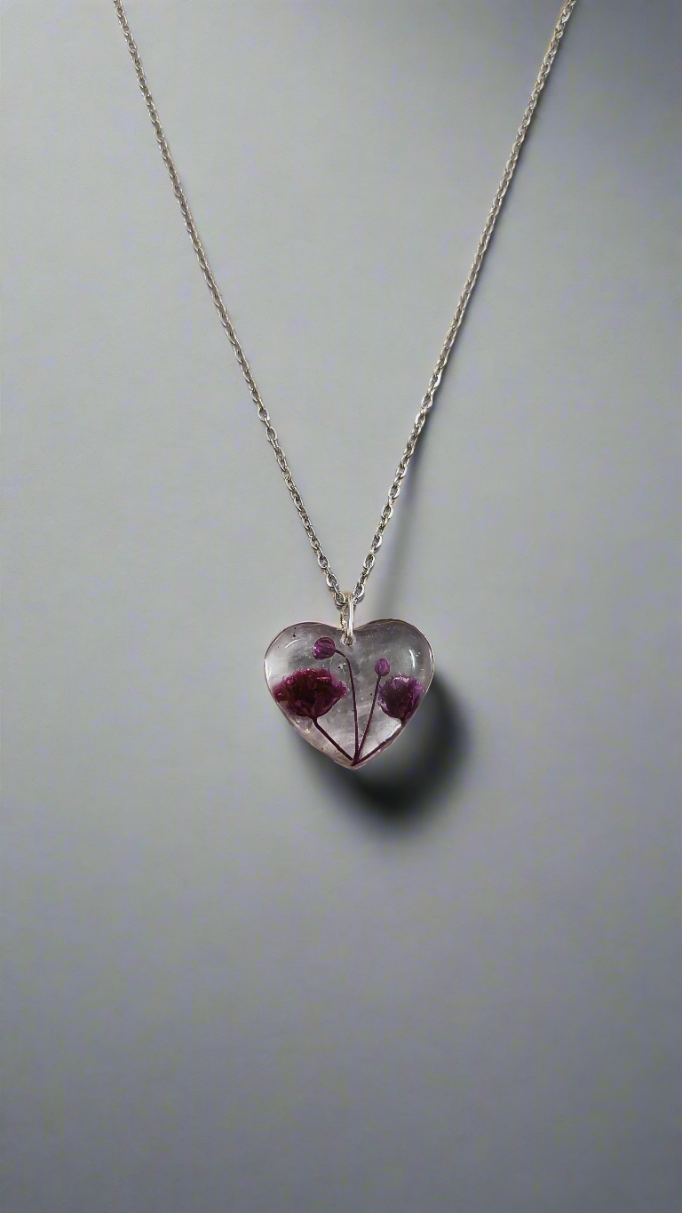 Jewellery - Floral pendant with Anti Tarnish chain